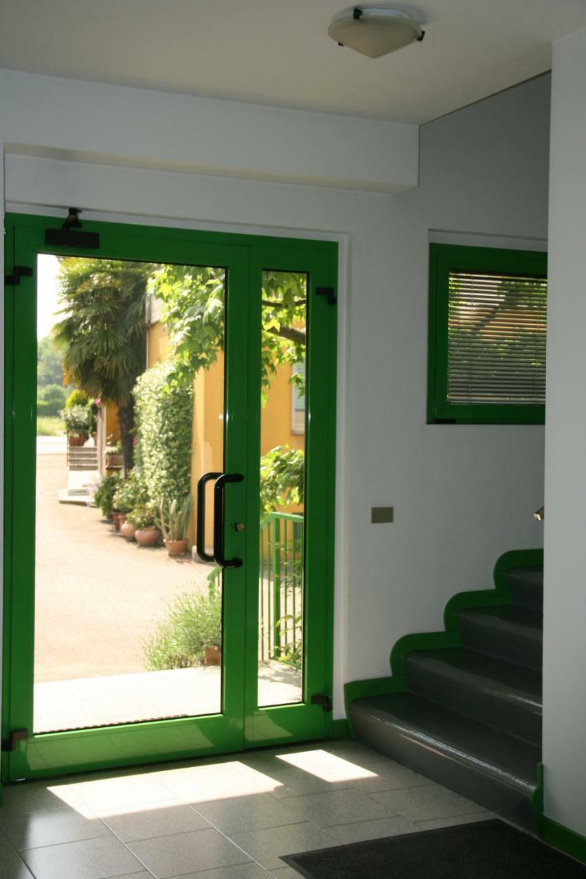 Albergo Nardini Lentate sul Seveso ภายนอก รูปภาพ