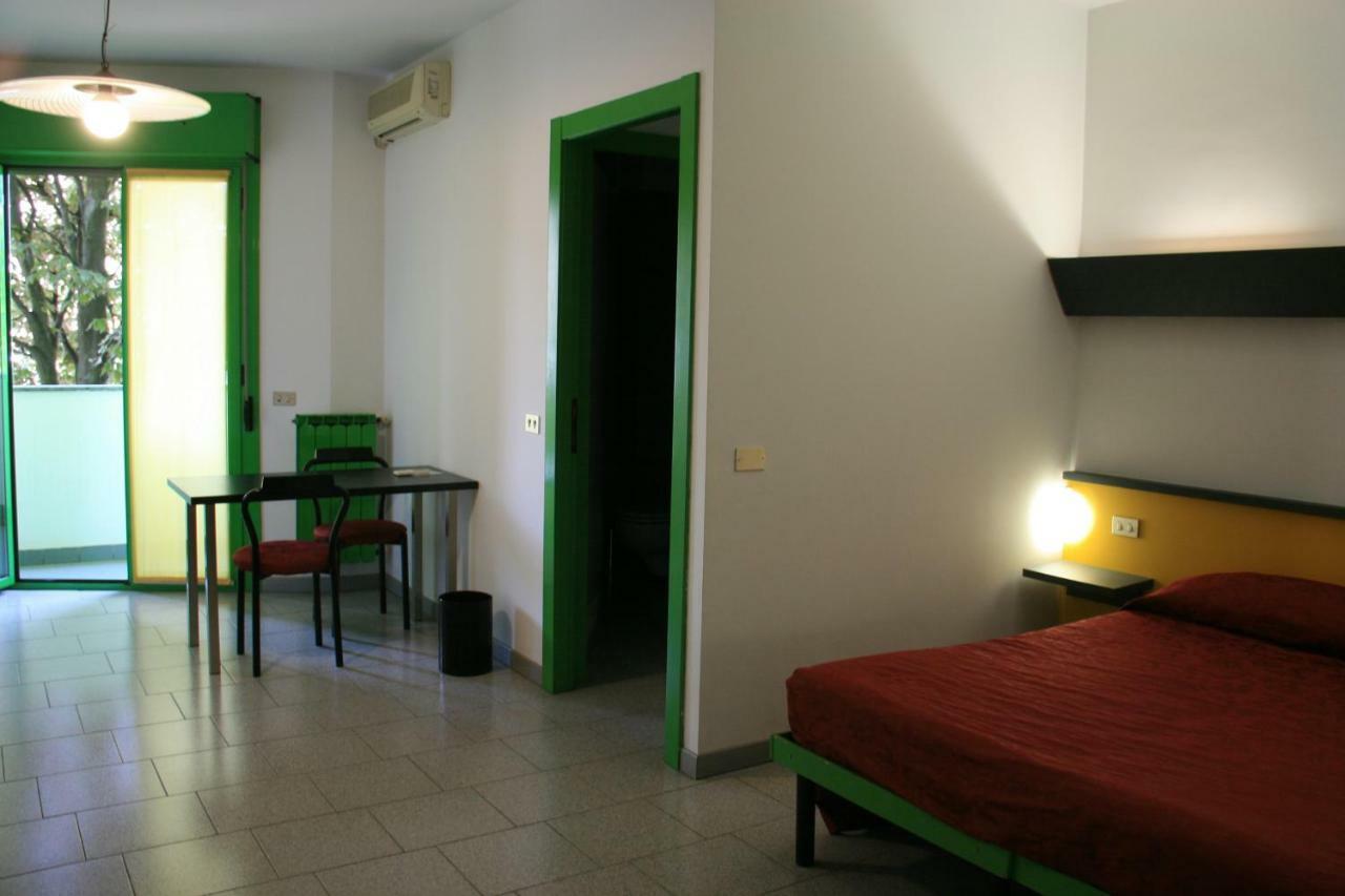 Albergo Nardini Lentate sul Seveso ภายนอก รูปภาพ